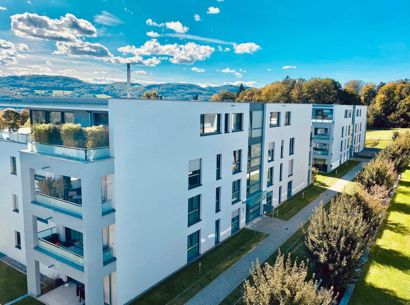 In bester Lage in Bad Säckingen: Moderne 3,5-Zimmer-Wohnung auf ca. 90,33 m² mit Top-Küche / 1. OG / barriere- und provisionsfrei, 79713 Bad Säckingen