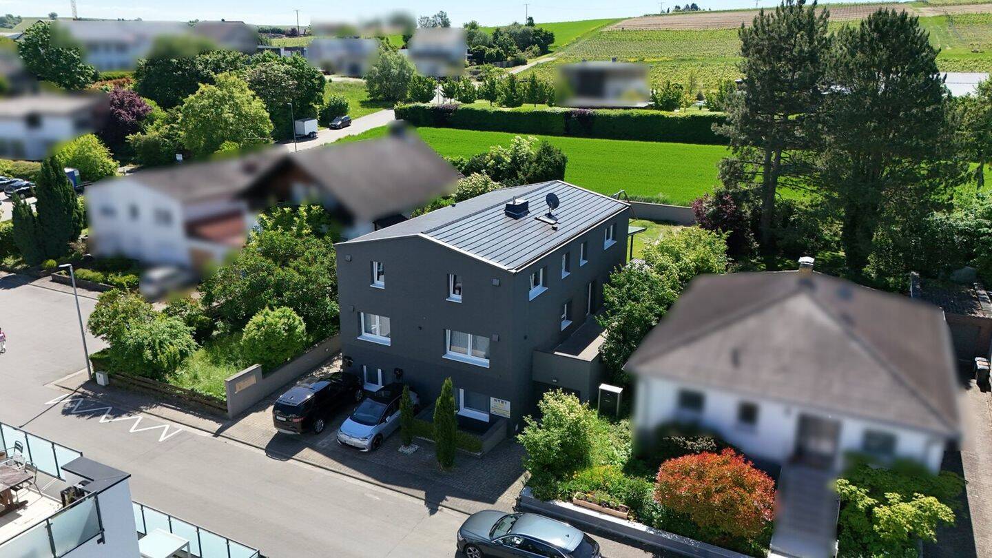 Exklusives Wohngefühl in Feldrandlage – Familienhaus mit Einliegerwohnung & Erweiterungspotenzial, 55437 Appenheim