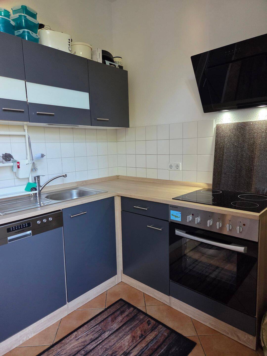 EBK Abkauf mögl. – Balkon am Wohnbereich – im 2. OG _ Frei ab 1.8.26 – Chemnitz – Bild 1 von 4
