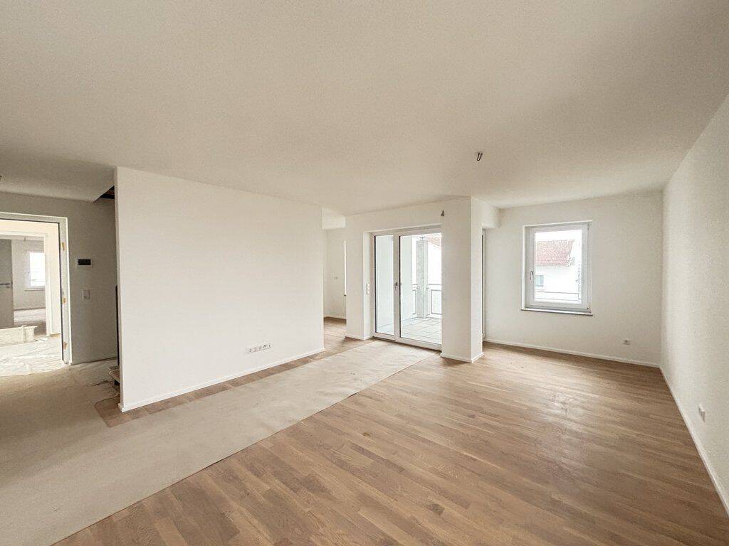 Neubau-Highlight: 3-Zimmer Maisonette mit sonnigem Balkon und Ausblick nach Sießen, 88348 Bad Saulgau