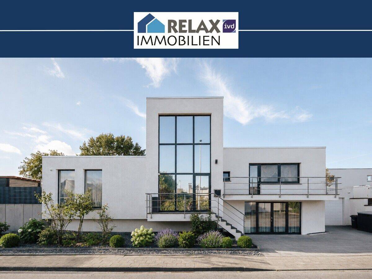 Exklusives Einfamilienhaus mit modernem Architekturkonzept und Pool in Selfkant-Tüddern, 52538 Selfkant