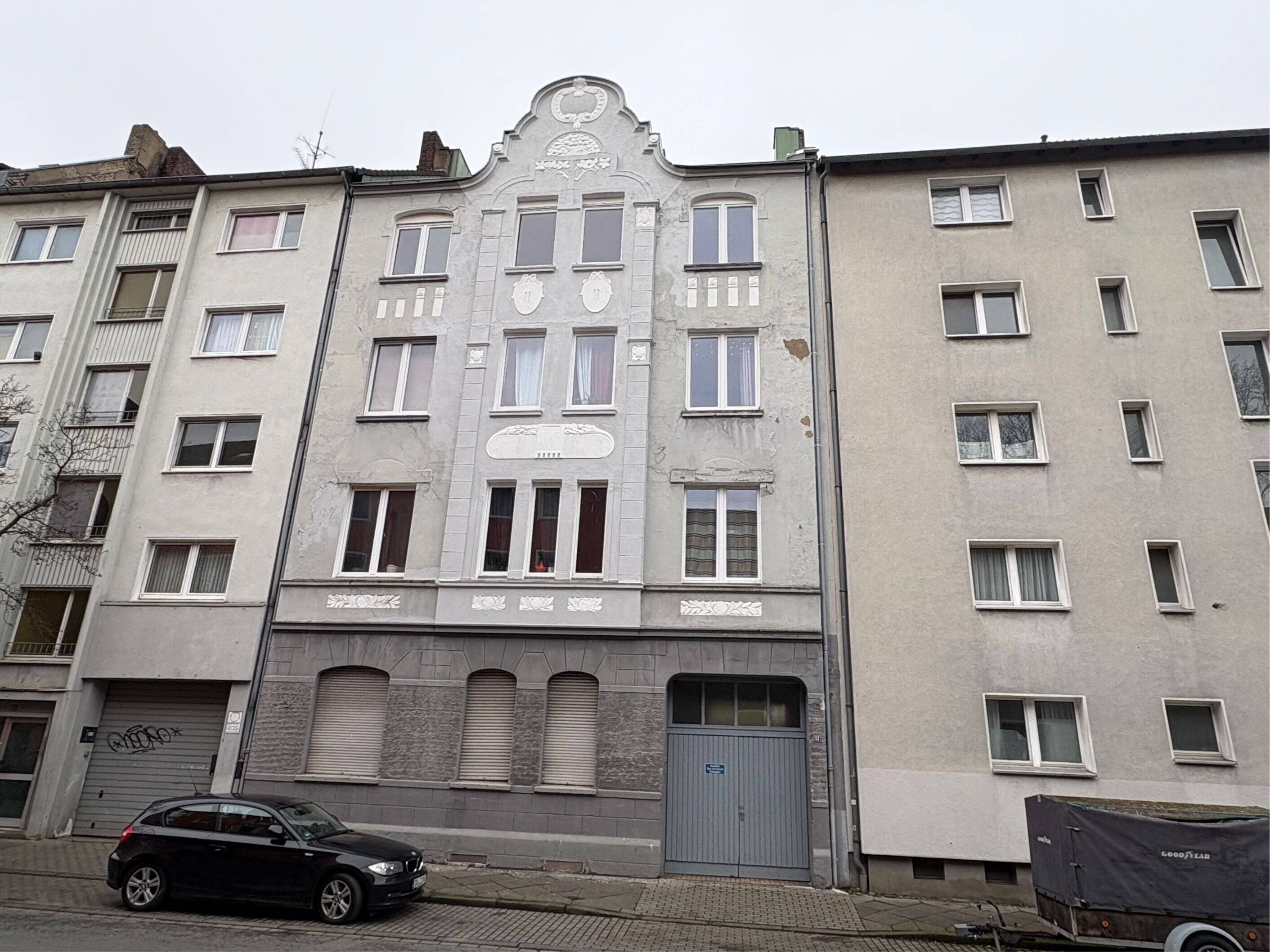 Mehrfamilienhaus mit 4 Garagen in der nördlichen Dortmunder Innenstadt, 44145 Dortmund (Lindenhorst Mitte)