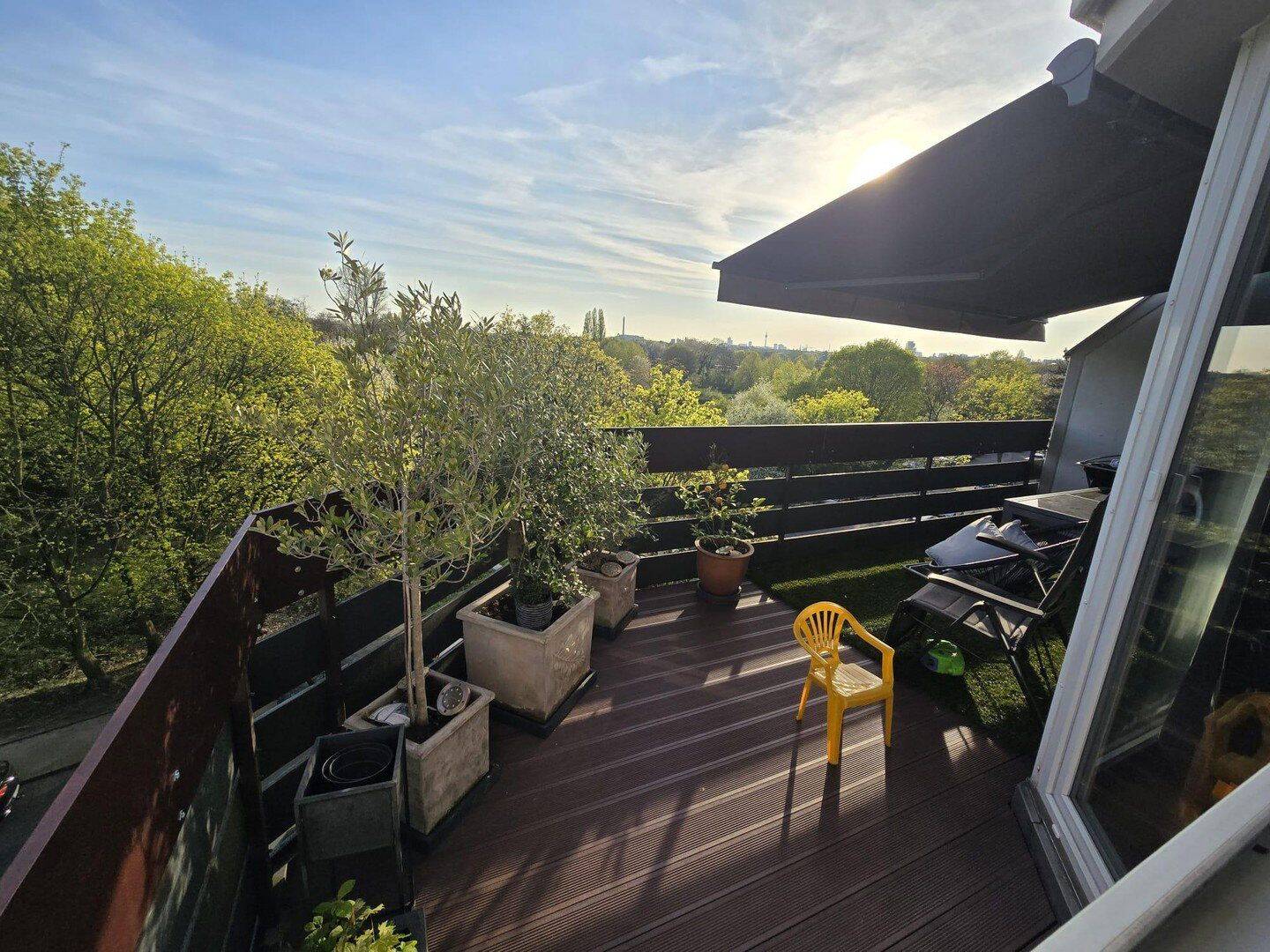 Renovierte Penthousewohnung mit Skylineblick, 40625 Düsseldorf (Gerresheim Ludenberg)