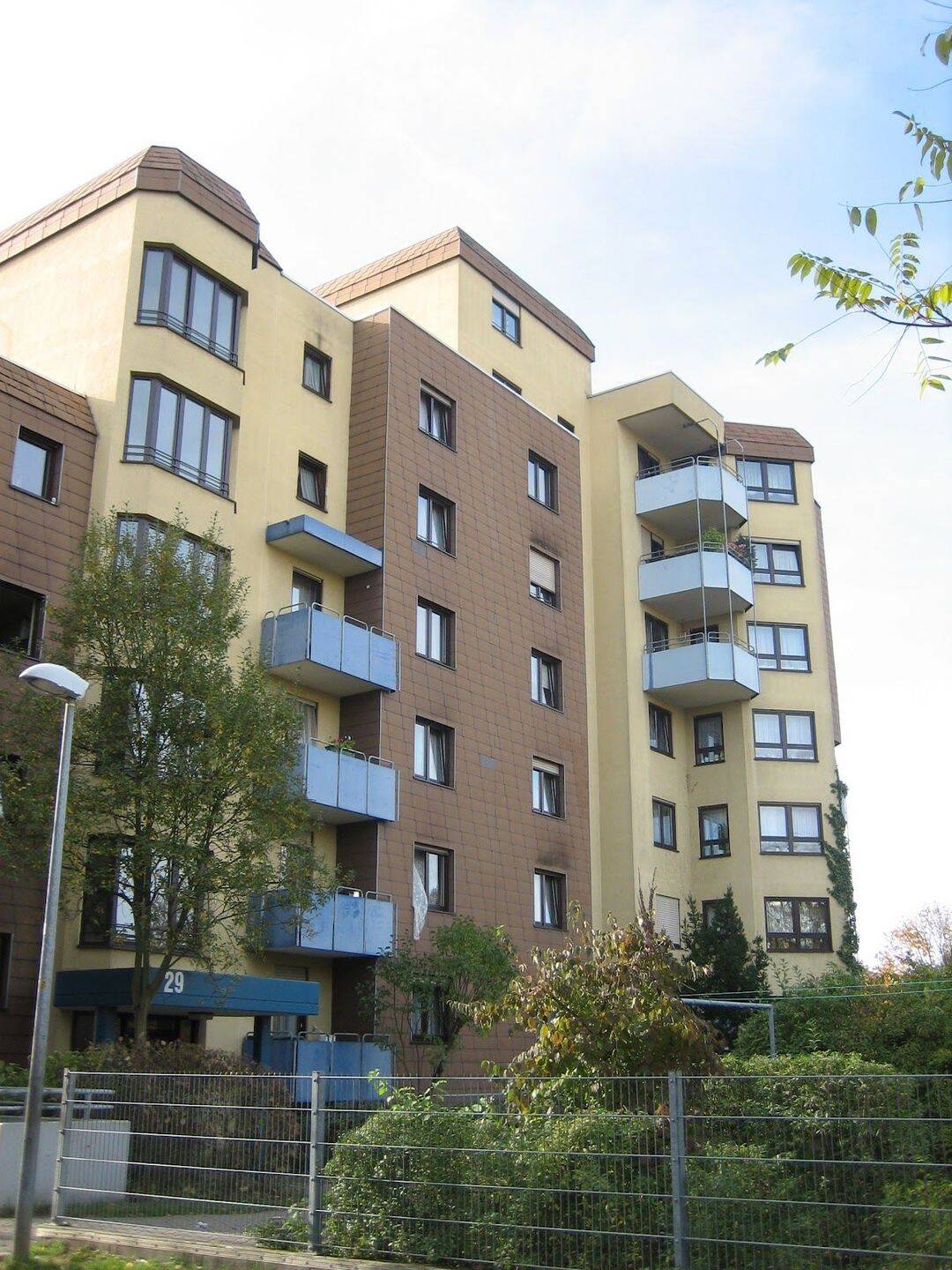Großzügige 2 Zimmer-Wohnung in ruhiger Lage!, 70499 Stuttgart