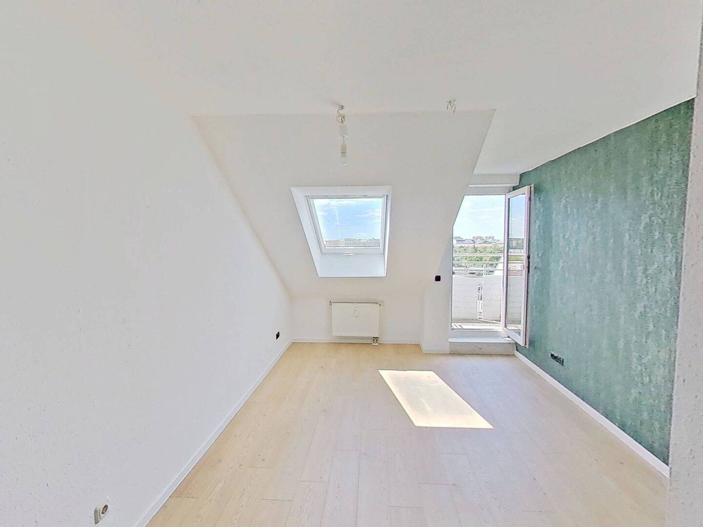 ** Helle 2-Zimmer-Dachgeschosswohnung mit BALKON in Stötteritz **, 4299 Leipzig (Probstheida Stötteritz)