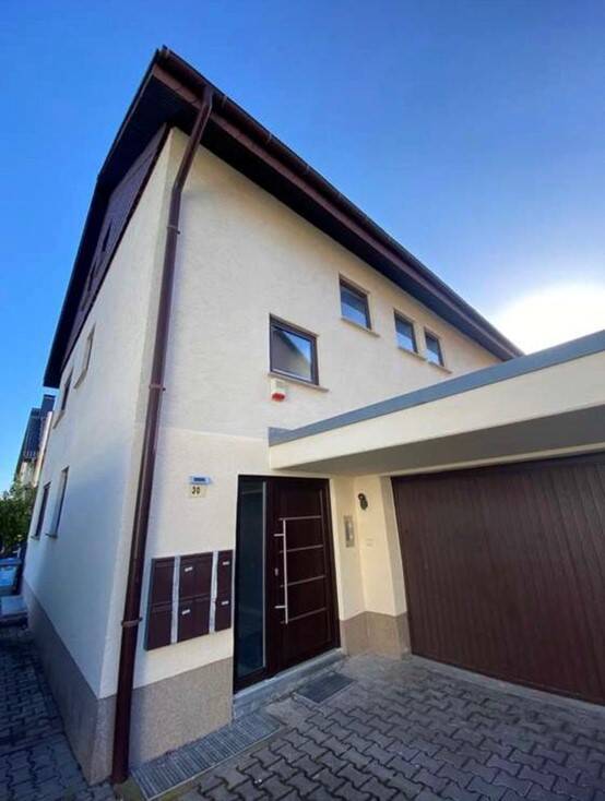 Renovierte 2-Zimmer-Souterrainwohnung mit kleinem Gartenanteil in ruhiger Lage, 68167 Mannheim (Neckarstadt Wohlgelegen)