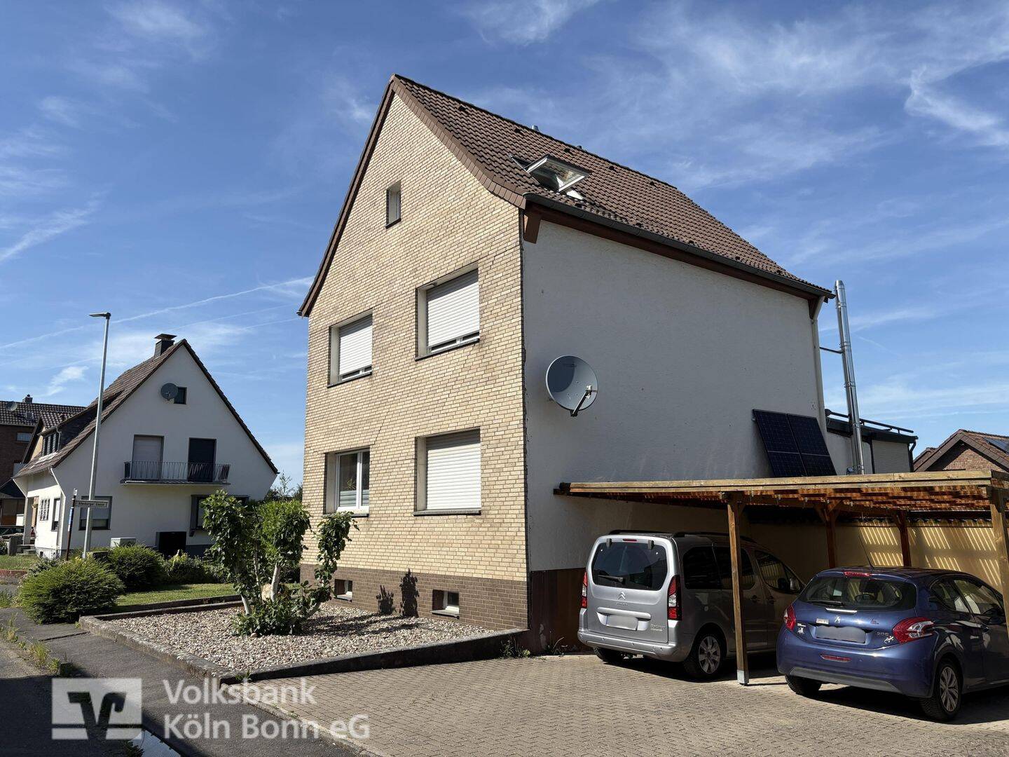Bornheim-Kardorf – Freistehendes EFH + 2 Carports auf großem Grundstück, weitere Bebauung möglich!, 53332 Bornheim