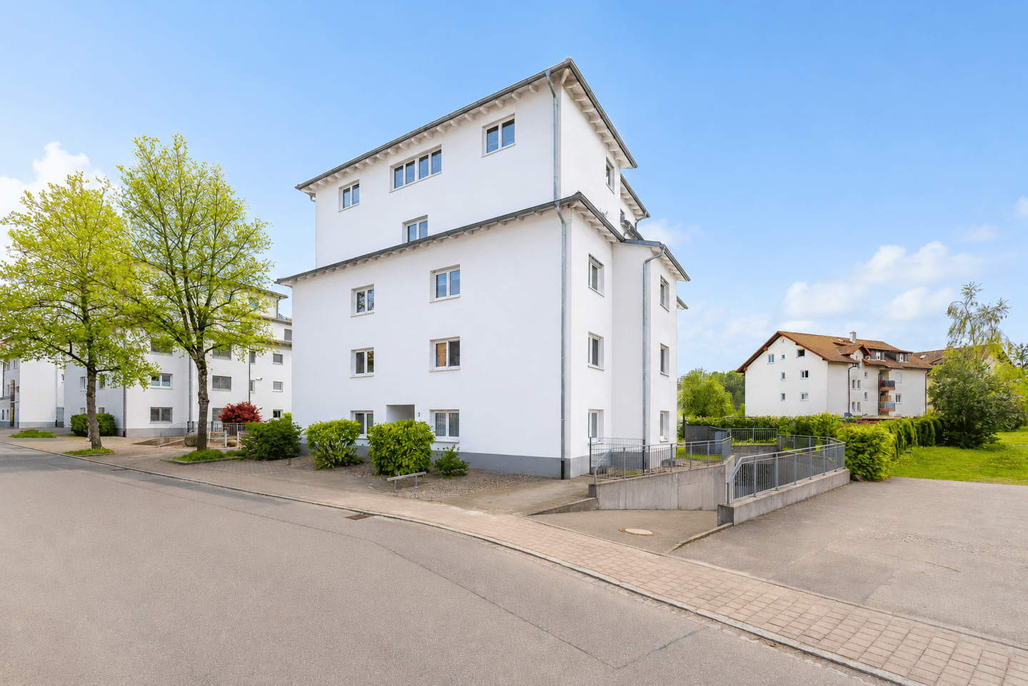 Moderne 4-Zimmer-Wohnung mit Südbalkon & Aufzug in zentraler Lage von Steinen!, 79585 Steinen