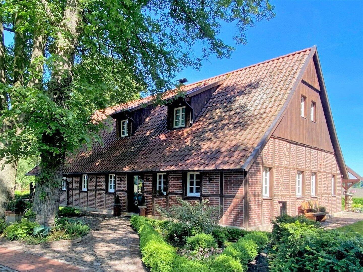 Landlust bei Lengerich – Herrliches Fachwerkanwesen mit parkähnlicher Gartenanlage, 49525 Lengerich