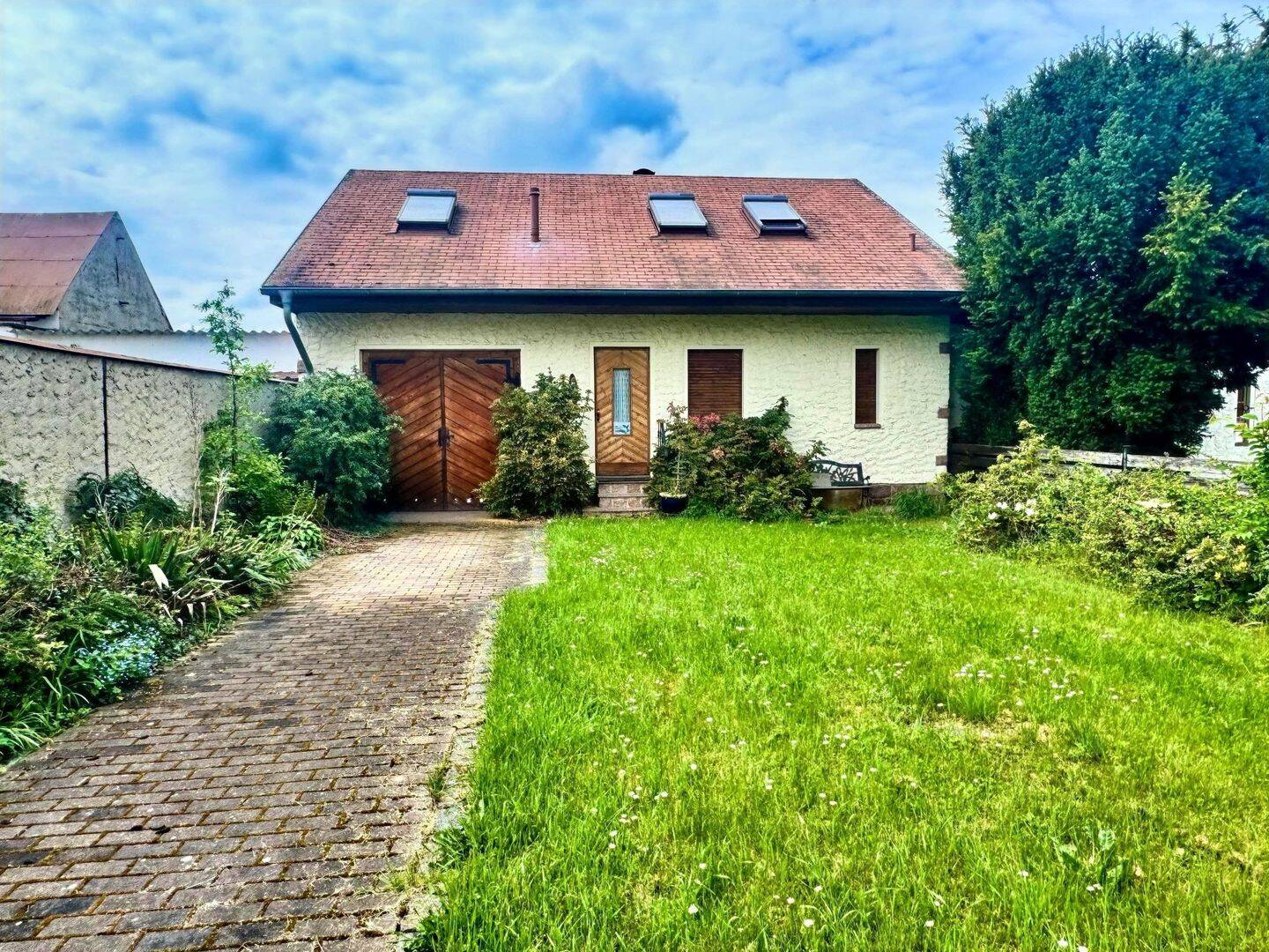 Großzügiges Grundstück trifft solide Basis – Ihr Projekt auf dem Dautzsch, 6116 Halle (Saale)