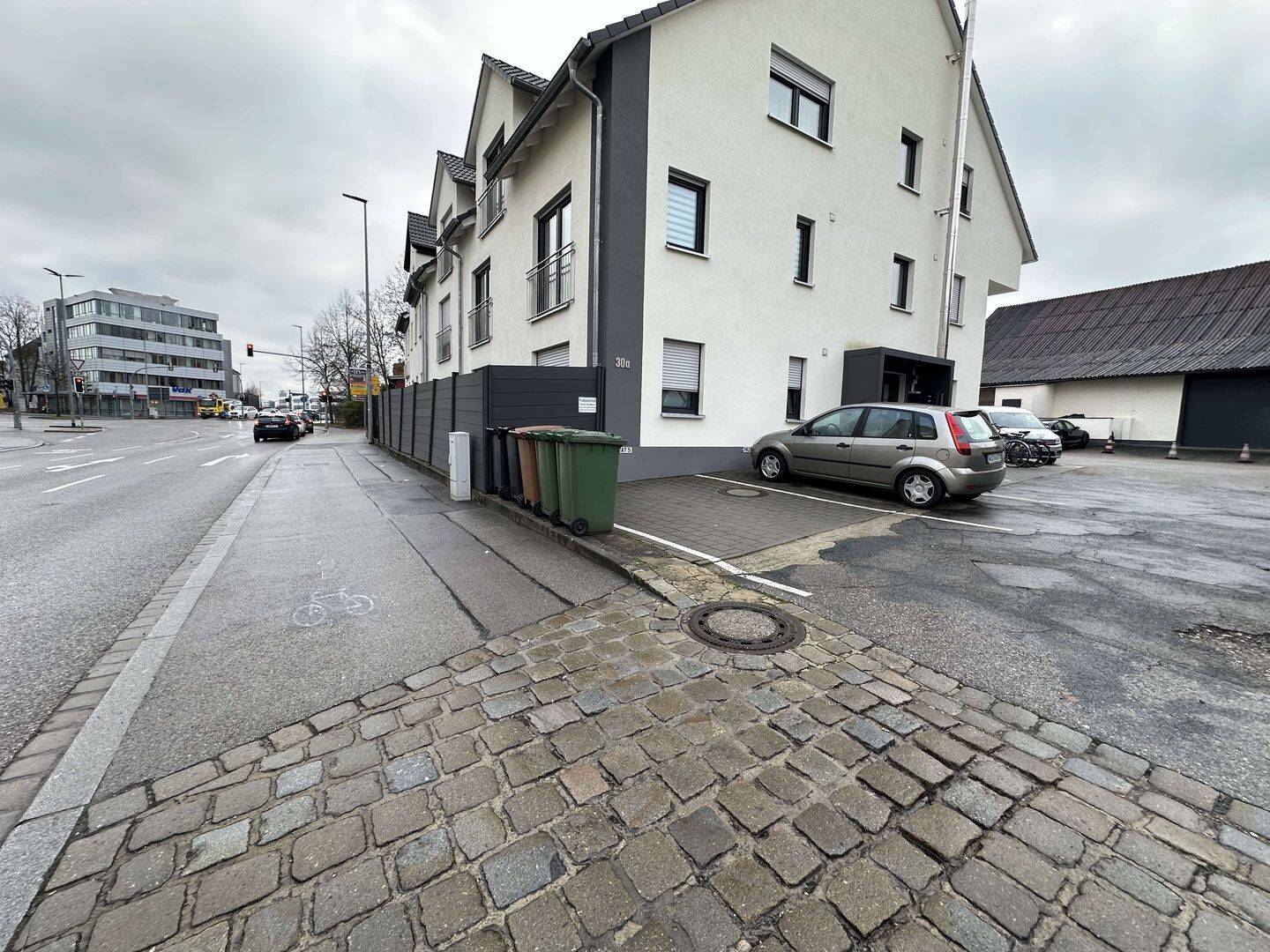 Geschmackvolle, neuwertige 2-Zimmer-Wohnung mit gehobener Innenausstattung in schwabach, 91126 Schwabach