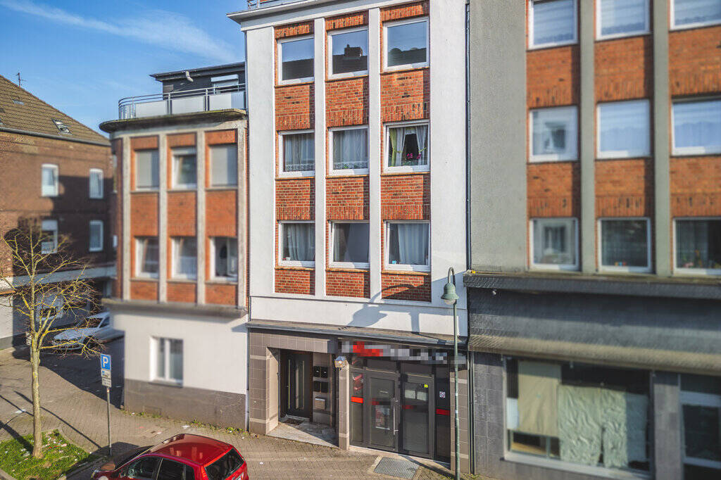 Wohn-/Geschäftshaus mit 2 bezugsfreien Wohneinheiten und einer Garage in zentraler Lage von Stolberg, 52222 Stolberg (Rhld.)