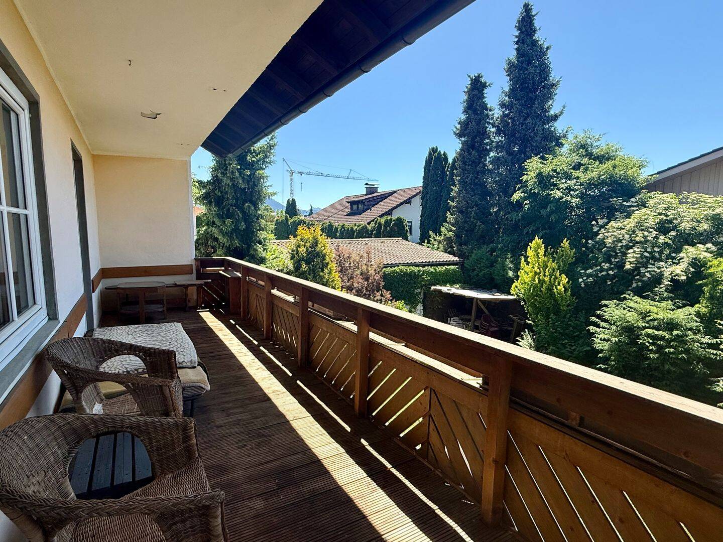Großzügige Maisonette-Wohnung in ruhiger und sonniger Lage, 83395 Freilassing