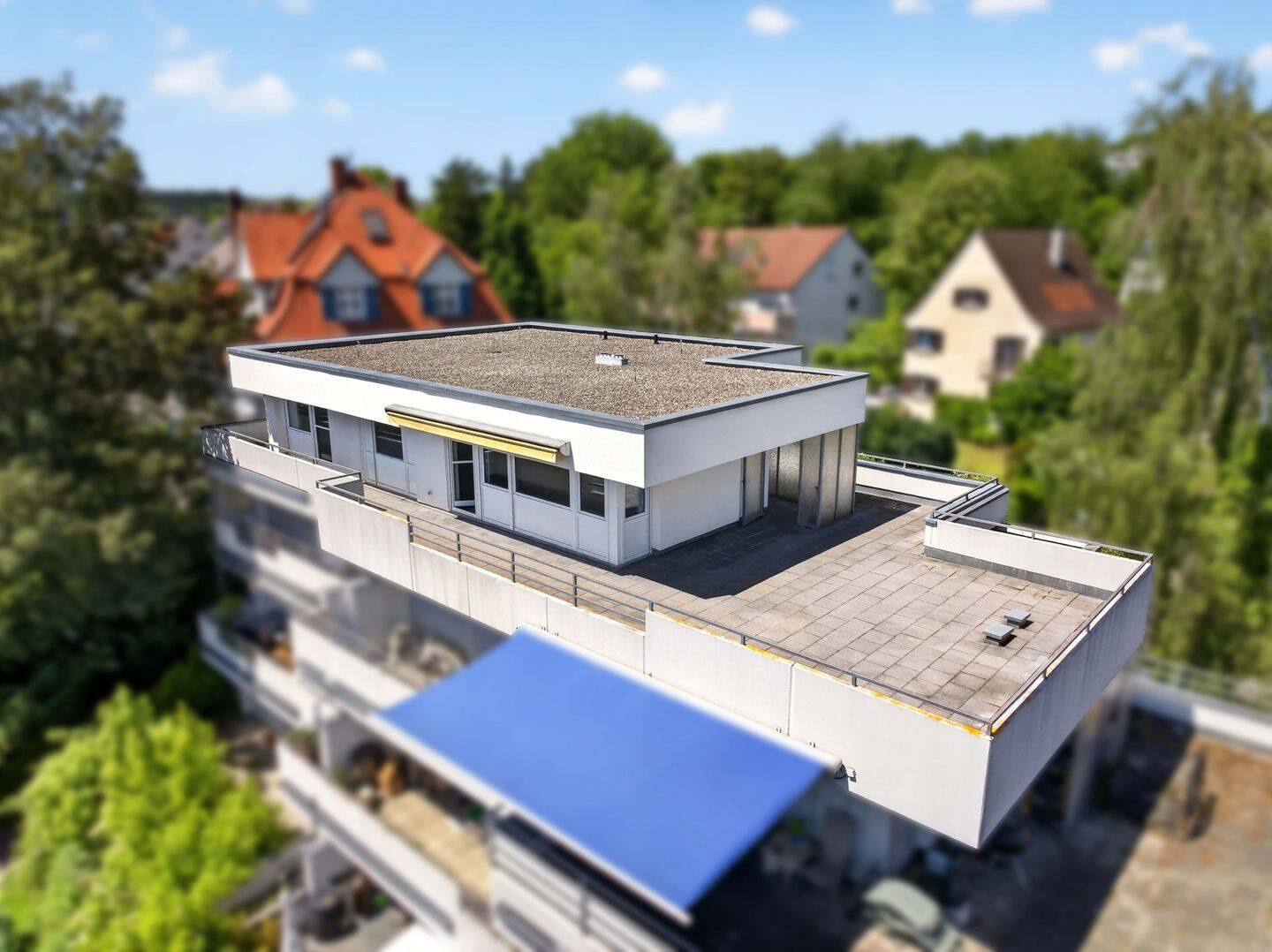 Penthouse-Wohnung mit Dachgarten am Ulmer Safranberg, 89075 Ulm (Böfingen Eselsberg Mitte Oststadt Söflingen)