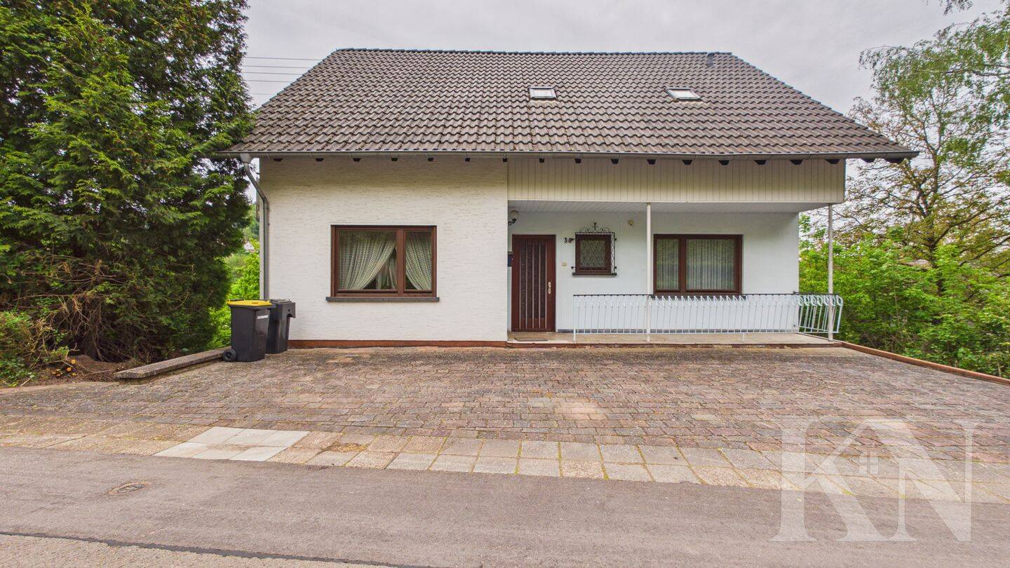 Einfamilienhaus mit großem Grundstück und vielseitigem Potenzial, 66571 Eppelborn