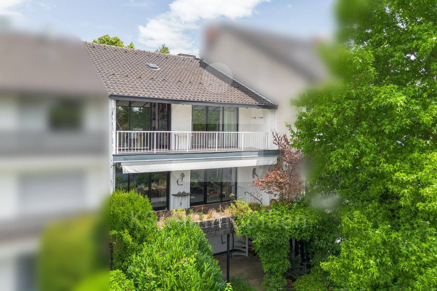 Familienfreundliches Architektenhaus mit Garten, Sauna und Doppelgarage in ruhiger Wohnlage, 53340 Meckenheim