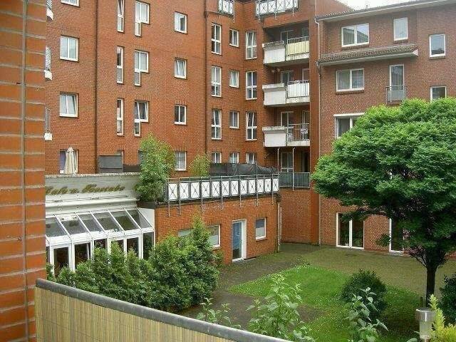 Echternach Immobilien: … 2 Zi.-Wohnung in zentraler Lage mit Wintergarten, 21509 Glinde