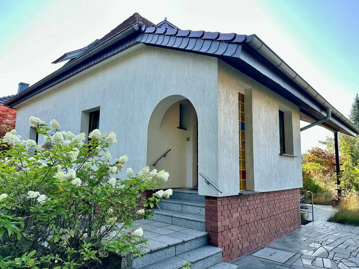 Provisionsfrei und Top Lage! Schönes, freies Einfamilienhaus in Görlitz-Biesnitz mit Kamin und Einbauküche. Auf Wunsch voll möbliert., 2827 Görlitz