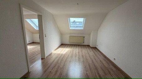 Moderne Dachgeschosswohnung in Frankfurt am Main (Nordend-West), 60318 Frankfurt am Main (Innenstadt Nordend-Ost Nordend-West)