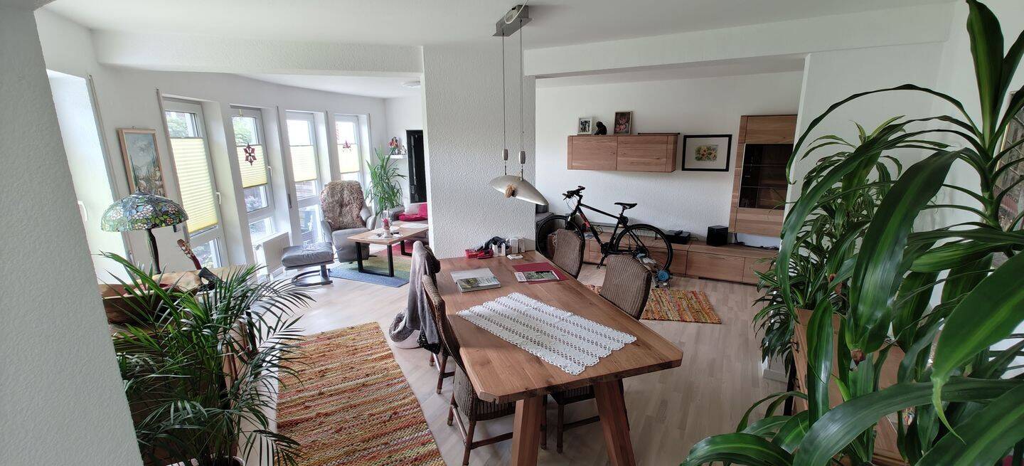 Helle 3,5-Zimmer-EG-Wohnung mit Garten, 2 Terrassen & Einbauküche, 88427 Bad Schussenried