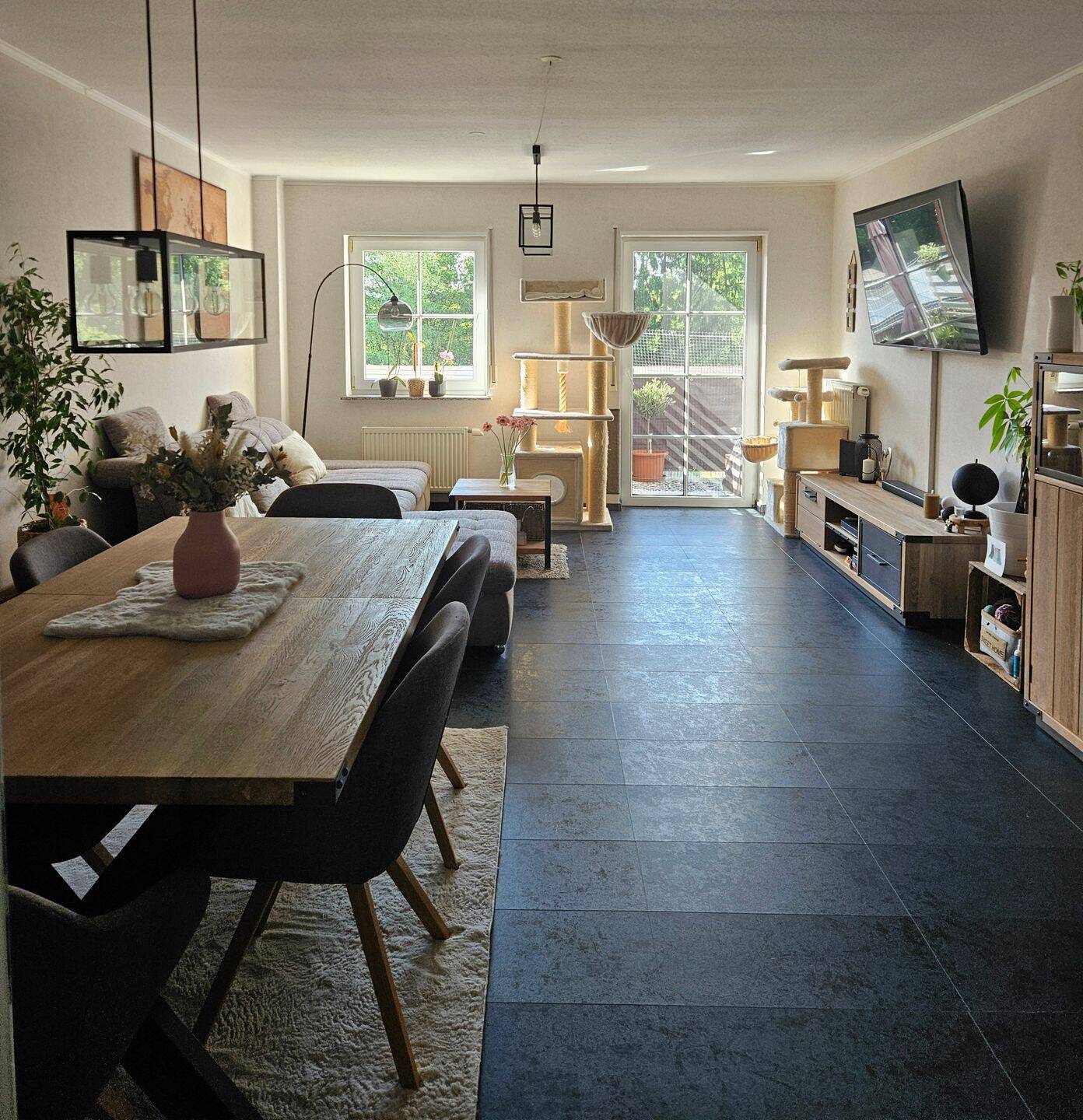 Helle 3,5 Zimmer-Wohnung mit großem Balkon und Blick ins Grüne, 66802 Überherrn
