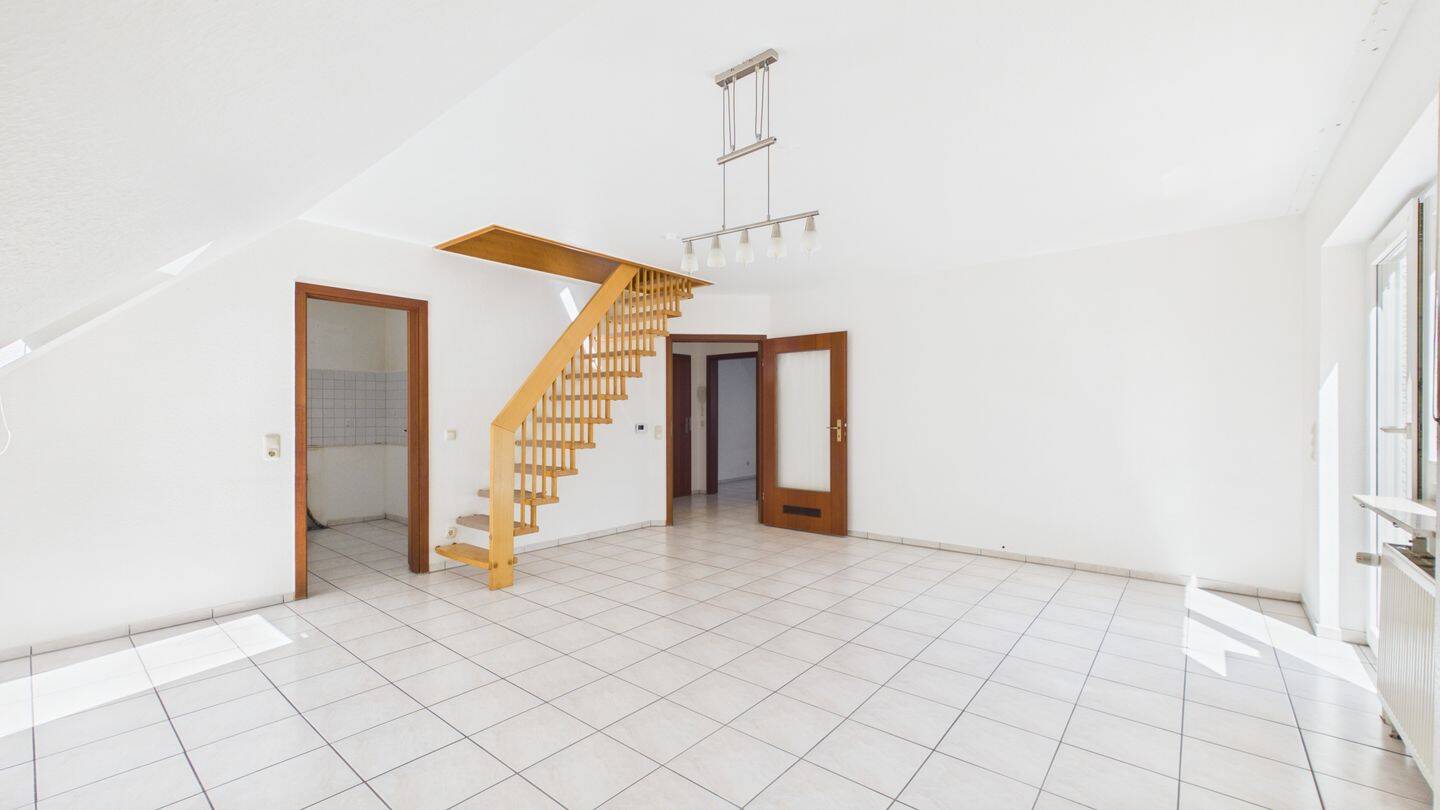 Zwei Ebenen. Viele Möglichkeiten. – Maisonette mit Balkon in Bad Neuenahr, 53474 Bad Neuenahr-Ahrweiler