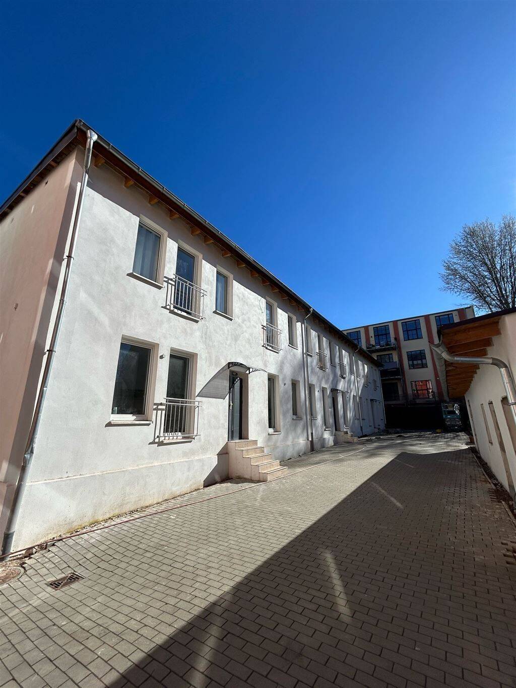 Zweitbezug nach San.! Kompaktloft 1-Zi. im Hinterhaus mit Du. und Lam. in zentraler Lage! EBK mgl., 9126 Chemnitz (Altchemnitz Bernsdorf Gablenz Lutherviertel Sonnenberg)