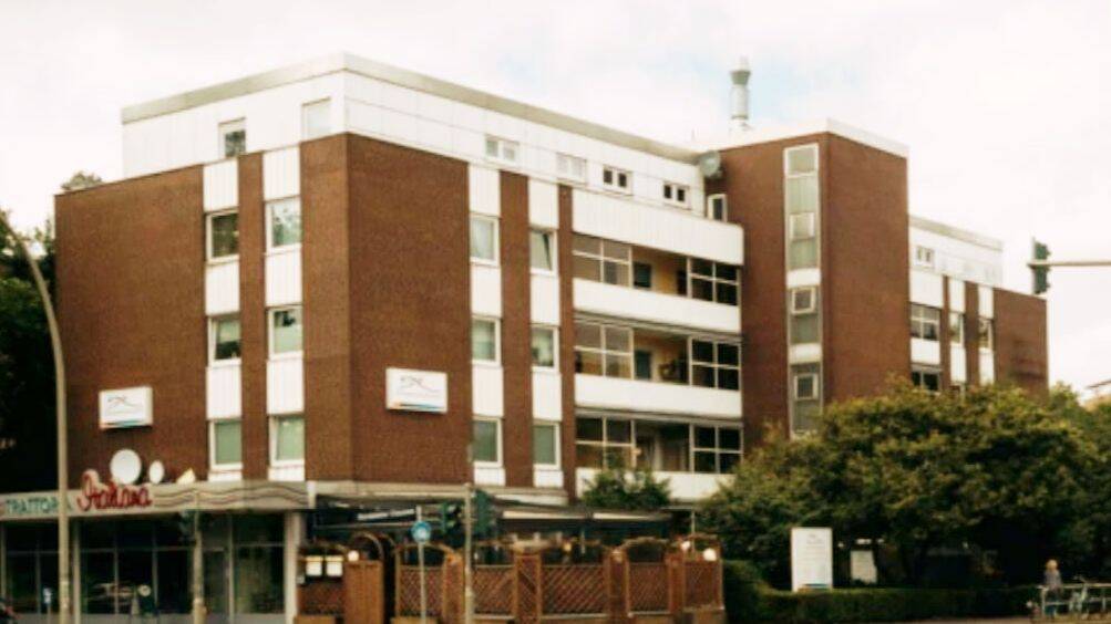 Schöne 2-Zimmer-Wohnung im Staffelgeschoss in Hamburg-Eilbek mit Balkon und Tiefgaragenstellplatz von Privat, 22089 Hamburg (Mitte)