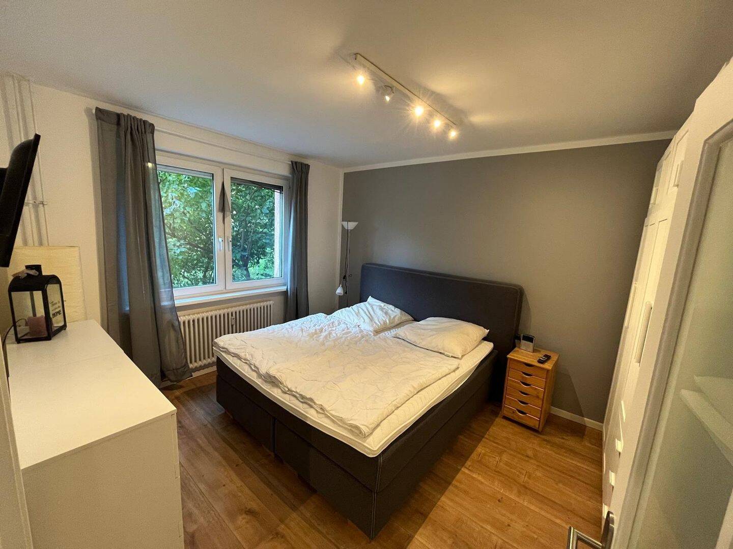 Praktisch gelegene 3-Zimmer-Wohnung zur Zwischenmiete, 10407 Berlin (Pankow Kleingartenanlage Grönland Kleingartenanlage Neues Heim Kleingartenanlage Volkspark Prenzlauer Berg Prenzlauer Berg)