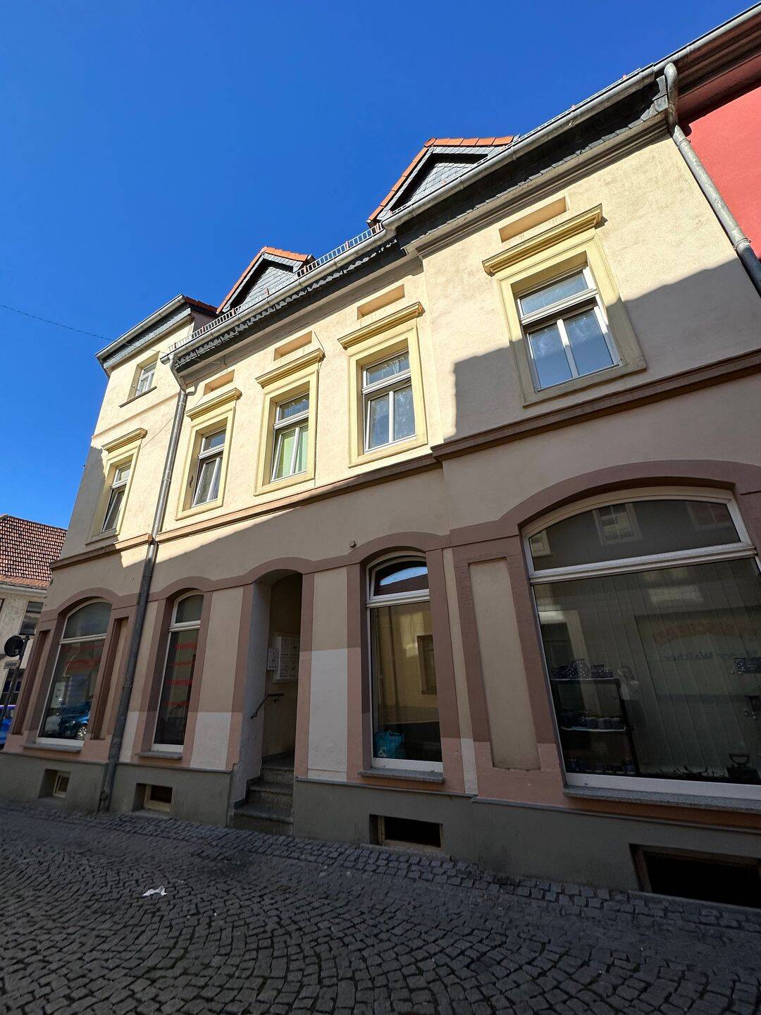 Geräumige 3-Raum-Wohnung in Eisenberg, 7607 Eisenberg