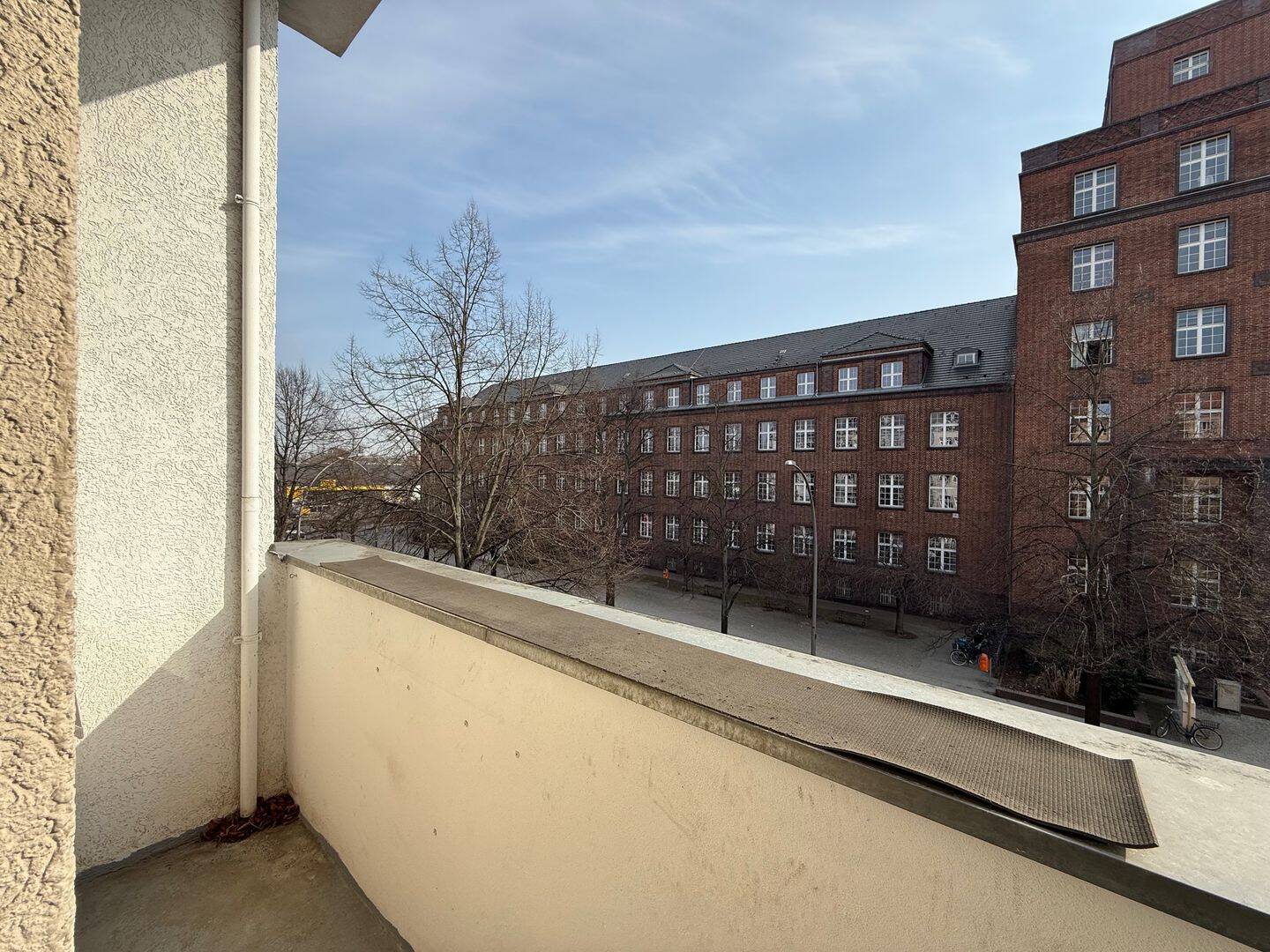 Wunderschön renovierte 3-Zimmer-Wohnung mit Balkon nahe Weißer See – bezugsfrei, 13088 Berlin (Pankow)