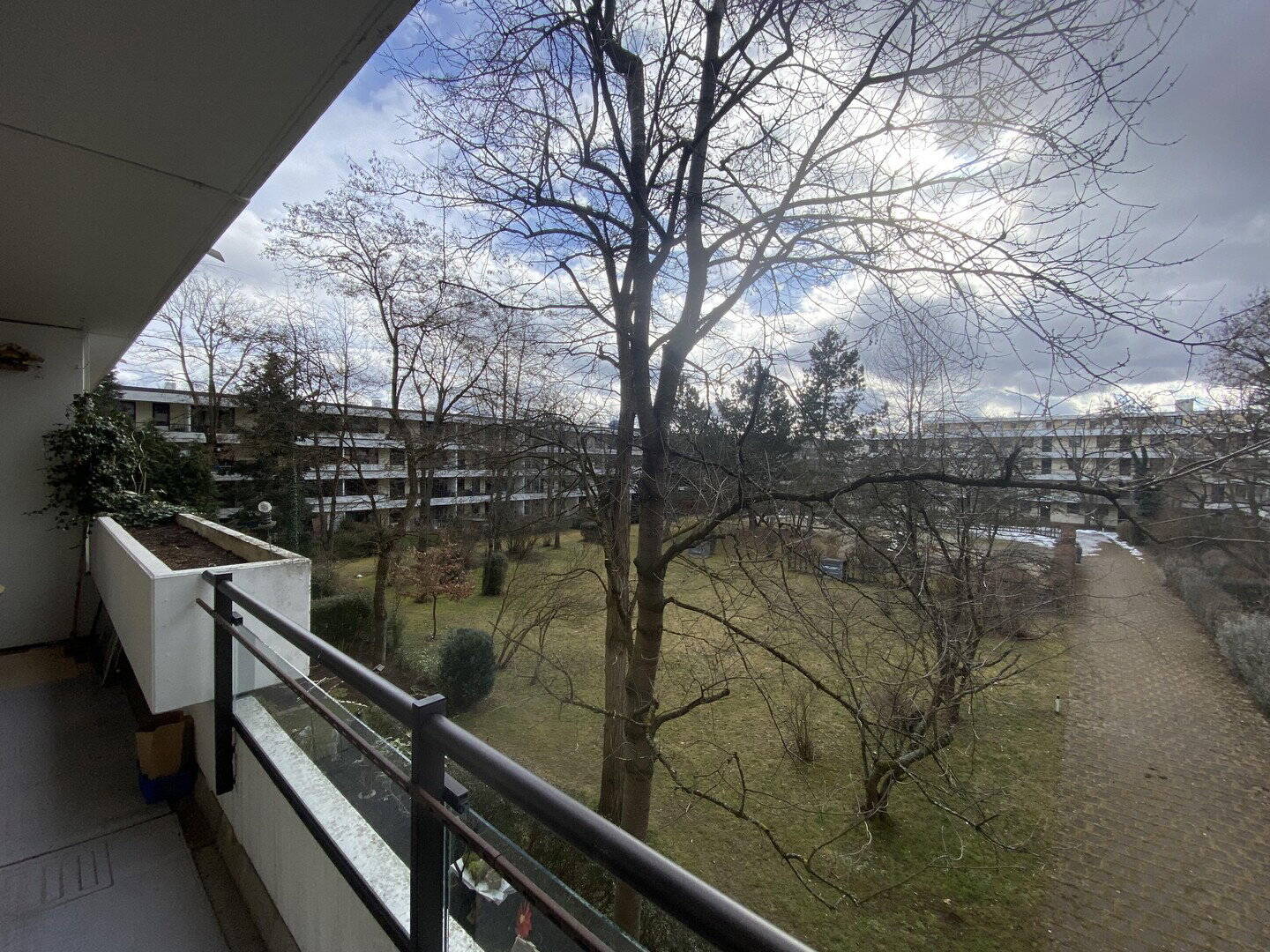 image-72672310