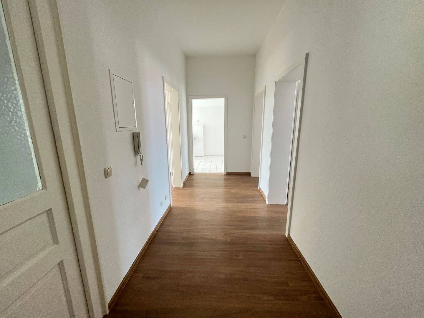 Wohnen mit Weitblick – stilvolle Altbauwohnung in zentraler Lage, 9111 Chemnitz (Altchemnitz Schloßchemnitz Zentrum)