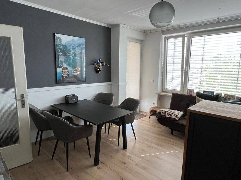 Schöne zwei Zimmer Wohnung mit Balkon und Aufzug in Regensburg Ost, 93053 Regensburg (Galgenberg Kasernenviertel Kumpfmühl-Ziegetsdorf-Neuprüll Oberisling-Graß)