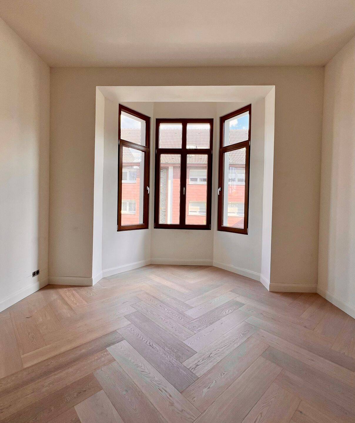 Jugendstil Immobilie – 2 Balkone // 3 Schlafzimmer // 2 Badezimmer, 40476 Düsseldorf (Derendorf Golzheim Pempelfort)