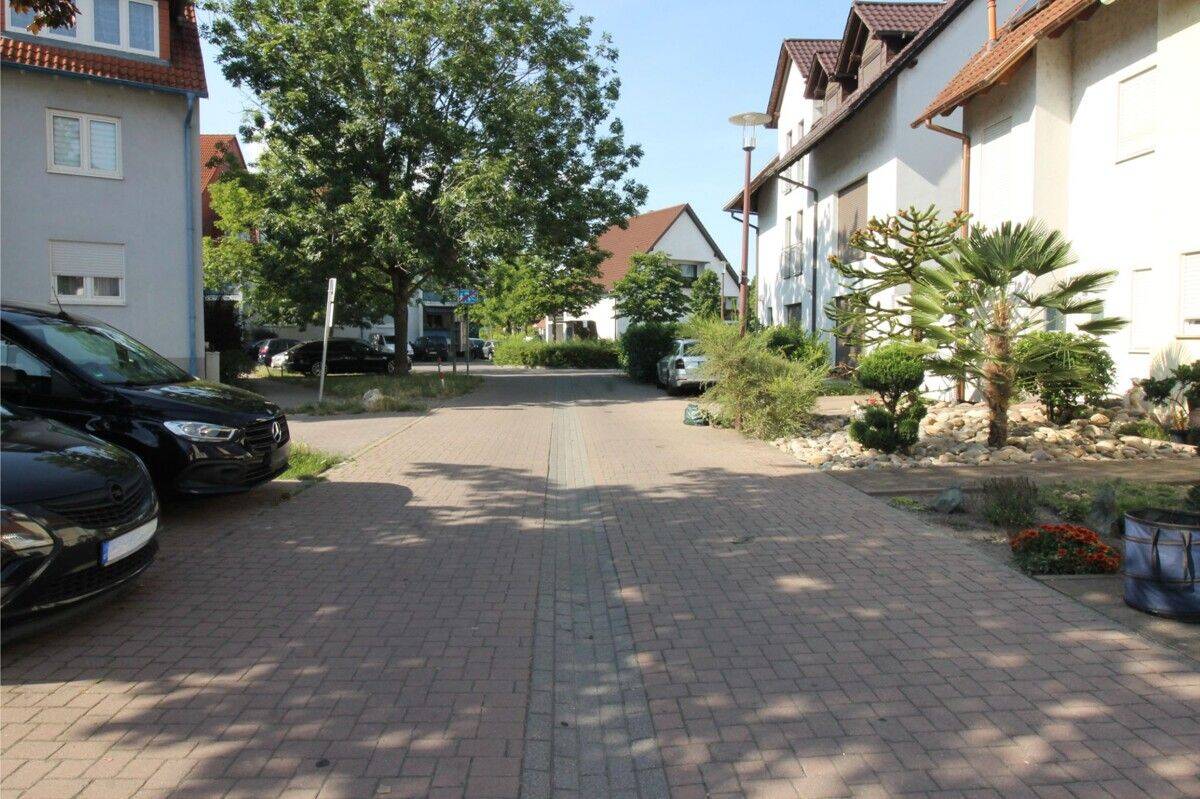 ++Maisonette-Wohnung mit Garage, Stellplatz und Garten in ruhiger Lage im Zentrum++, 67240 Bobenheim-Roxheim