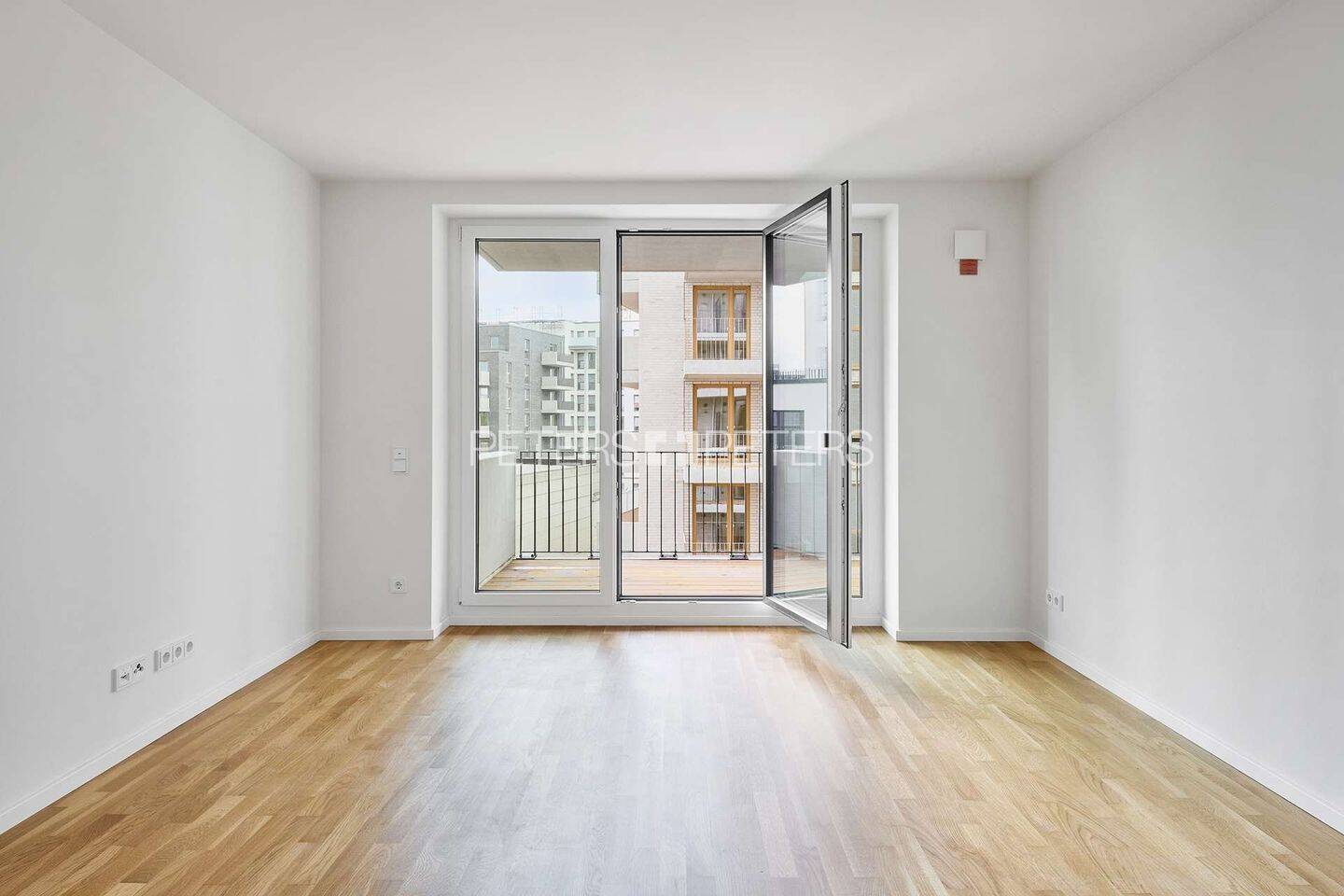 + Großzügige Neubauwohnung mit zwei Balkonen in Rothenburgsort + Urban.Isle +