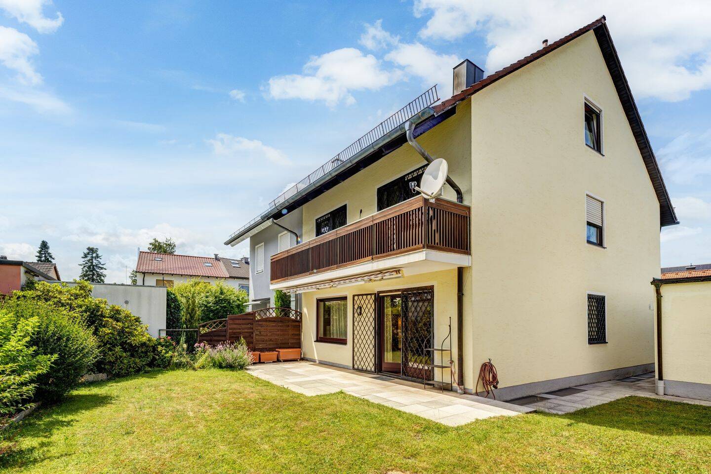 Familienhaus mit sonnigem Garten und Ausbaupotenzial in begehrter Lage Solln, 81477 München (Thalk. Obersendl.-Forsten-Fürstenr.-Solln)