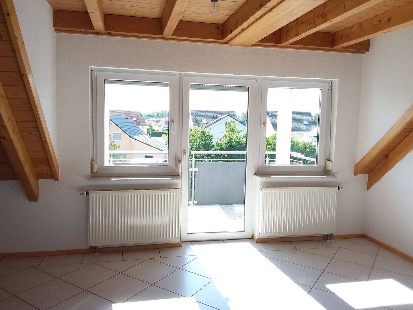 Helle klimatisierte 4-Zimmer-Wohnung in Riegel, 79359 Riegel am Kaiserstuhl