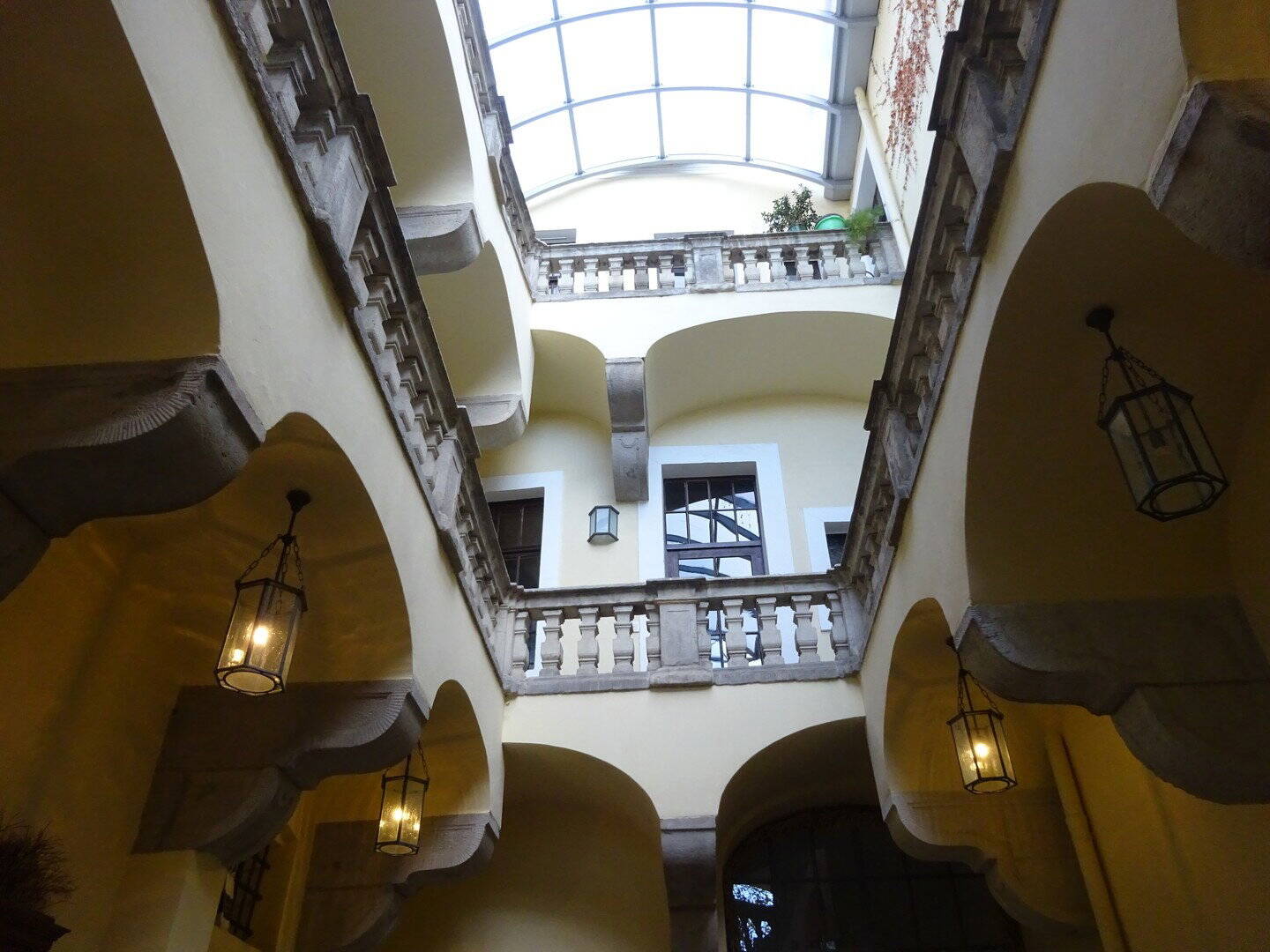 3 Zimmer mit anliegender überdachter Terrasse in der historischen Altstadt, 2826 Görlitz