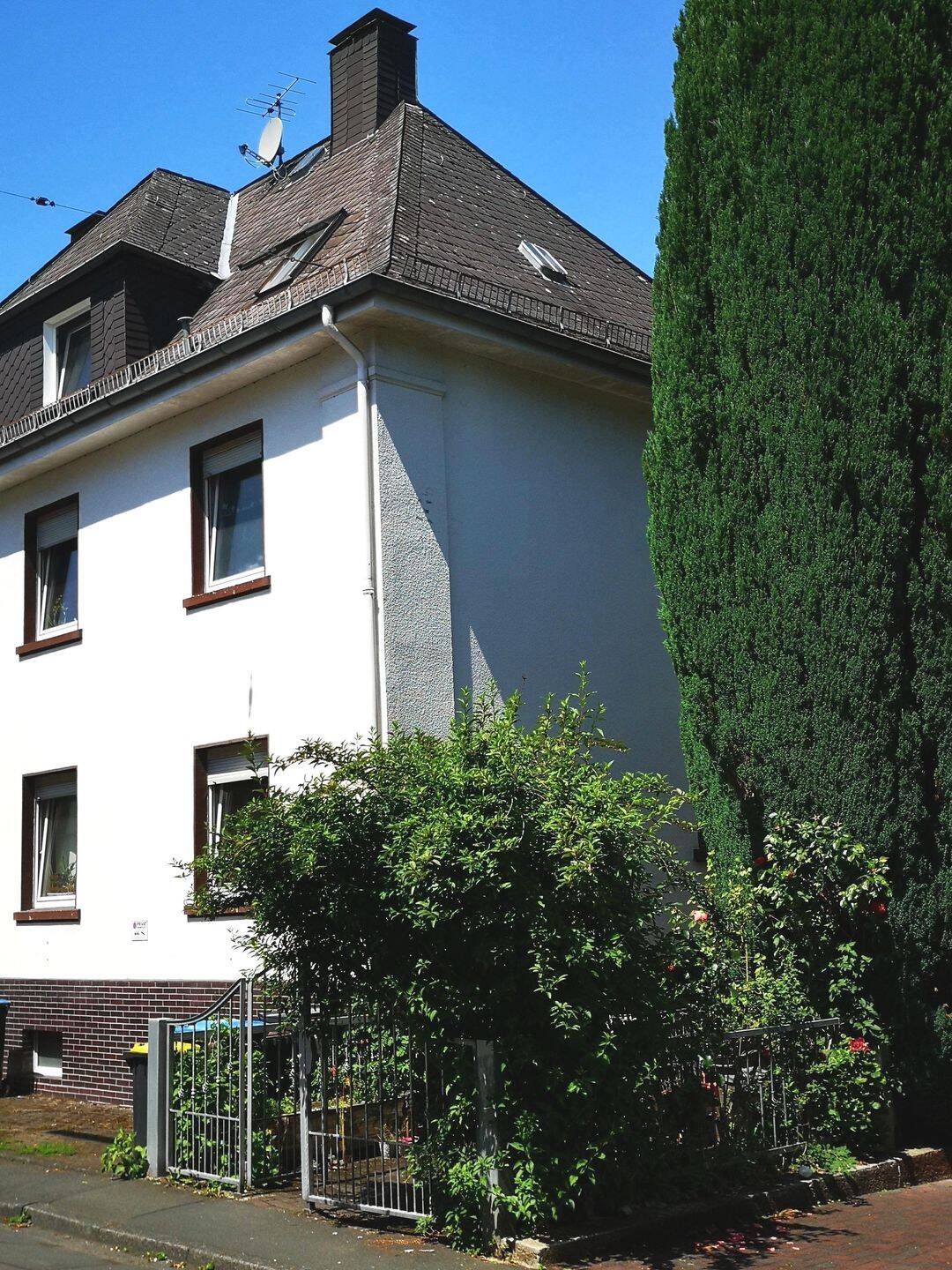 Mehrparteienhaus in guter Lage von Siegen – 3-fach vermietet, 57074 Siegen