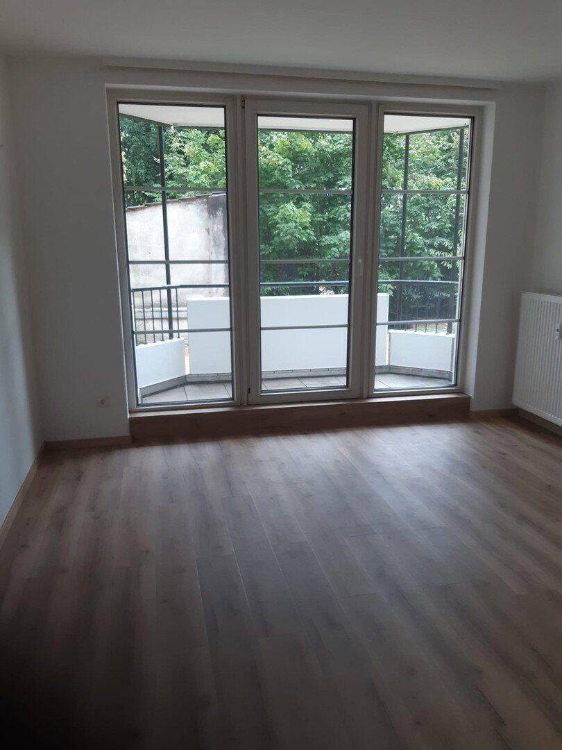 Schöne, frisch renovierte 2-Zimmer Wohnung, direkt am Schloß Broich, 45479 Mülheim an der Ruhr (Broich Saarn Saarn/Mintard Speldorf)