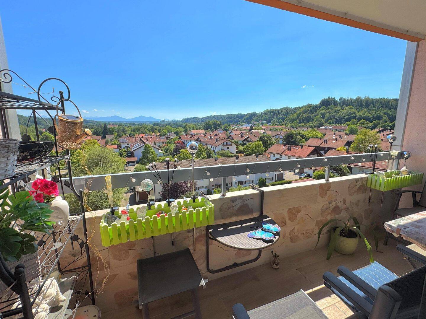 Ausblick, Tiefgaragenstellplatz und Aufzug – was will man mehr, 83308 Trostberg