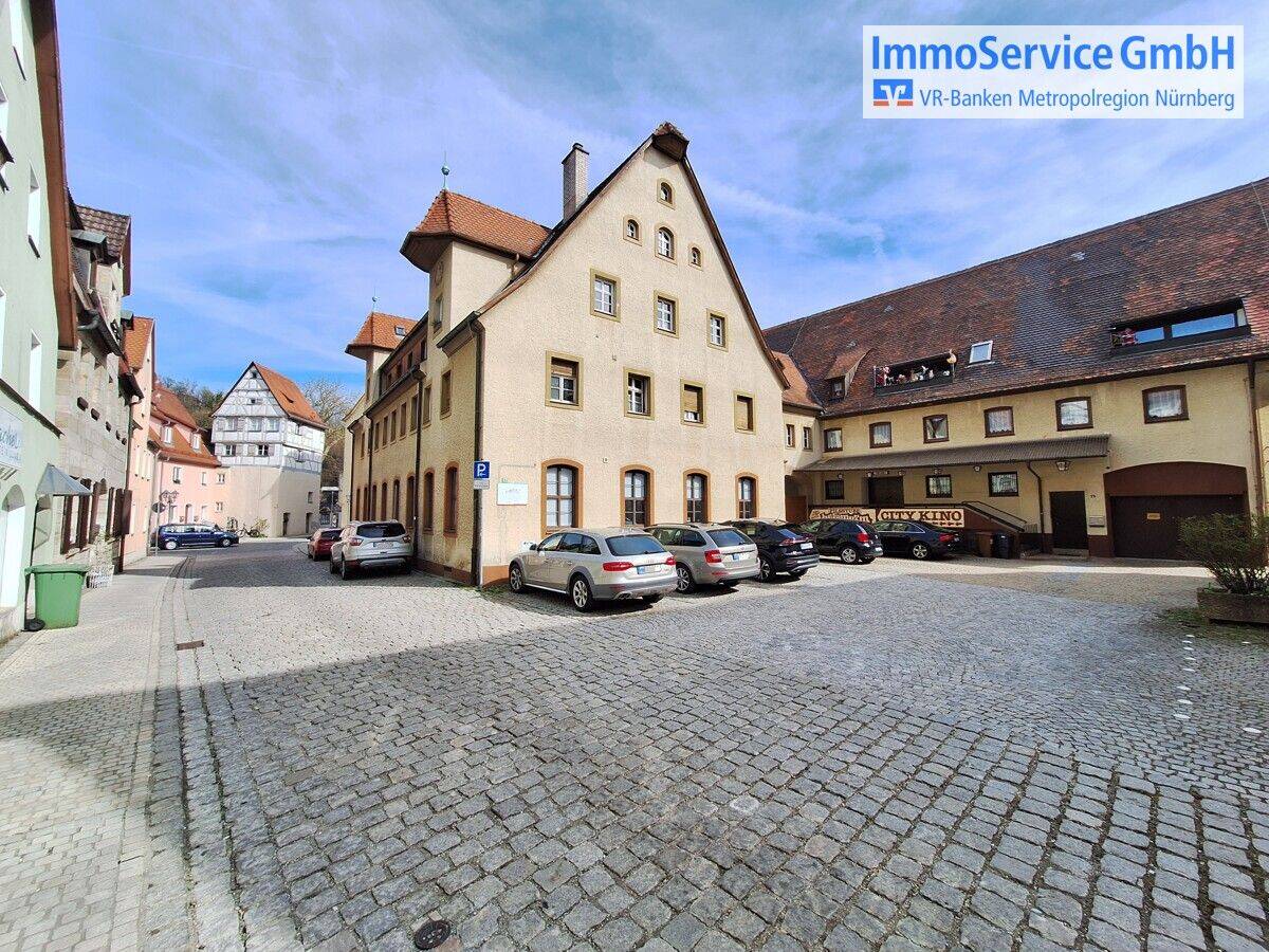 Altstadtflair genießen – leerstehende 2-Zimmer-Wohnung mitten in Hersbruck, 91217 Hersbruck