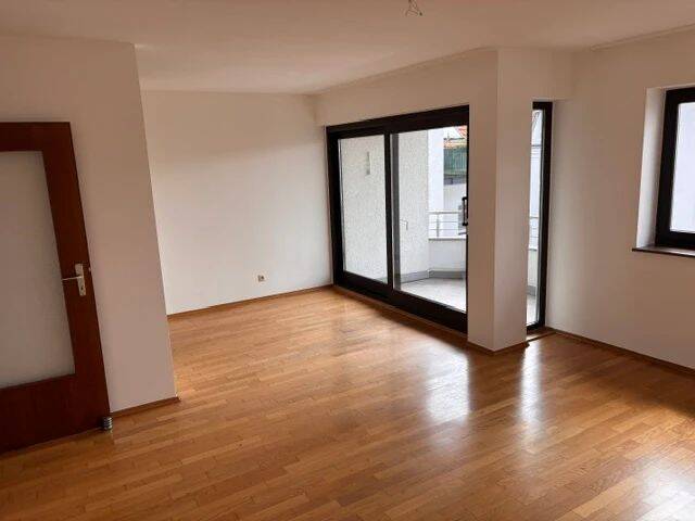 Traumlage! Helle 2-Zimmer-Wohnung mit Balkon in Köln-Dellbrück, 51069 Köln (Mülheim Dellbrück Dünnwald Höhenhaus)