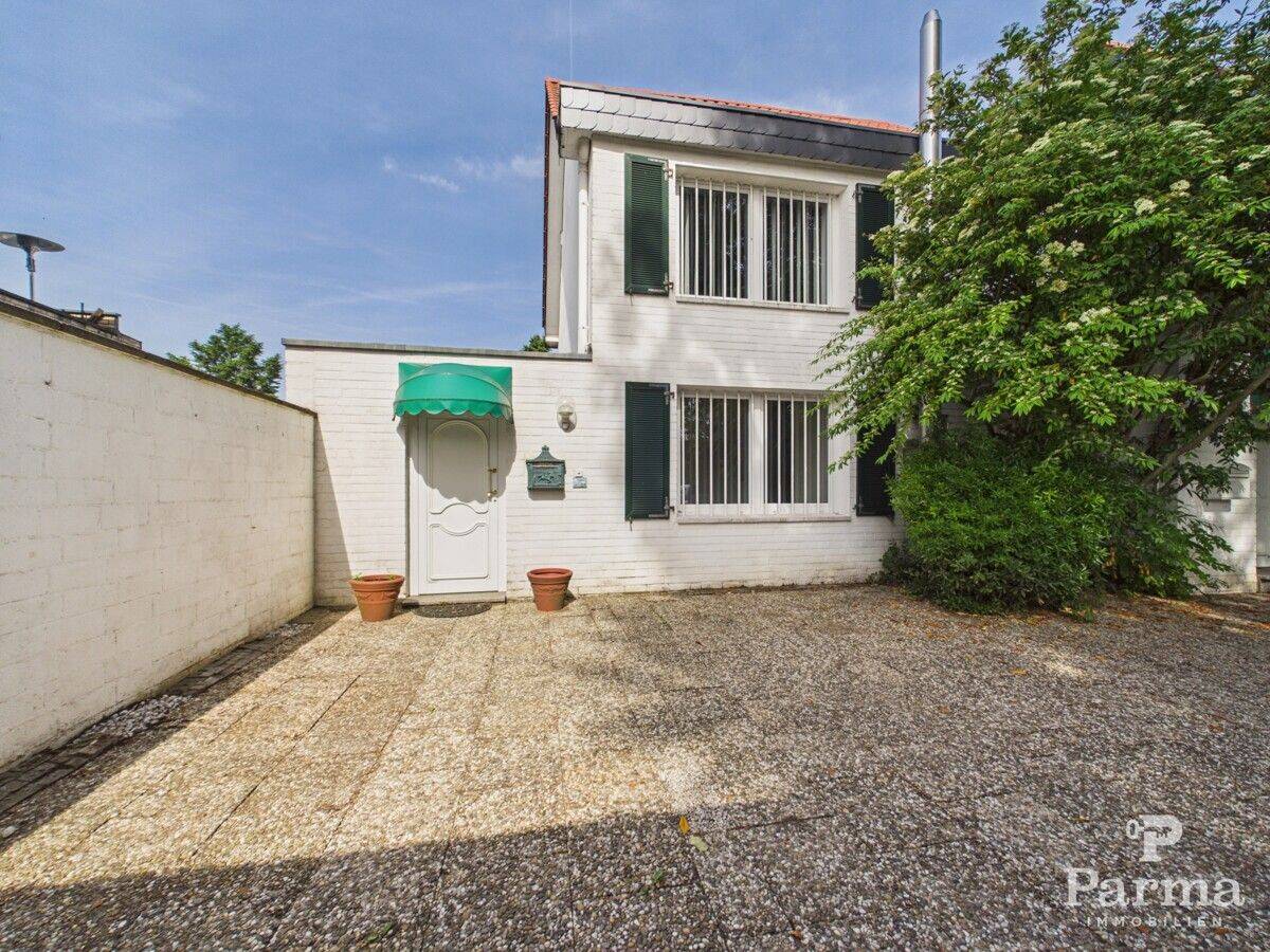 Besonderes Wohnen auf zwei Ebenen – Maisonette mit besonderem Raumgefühl, 52382 Niederzier