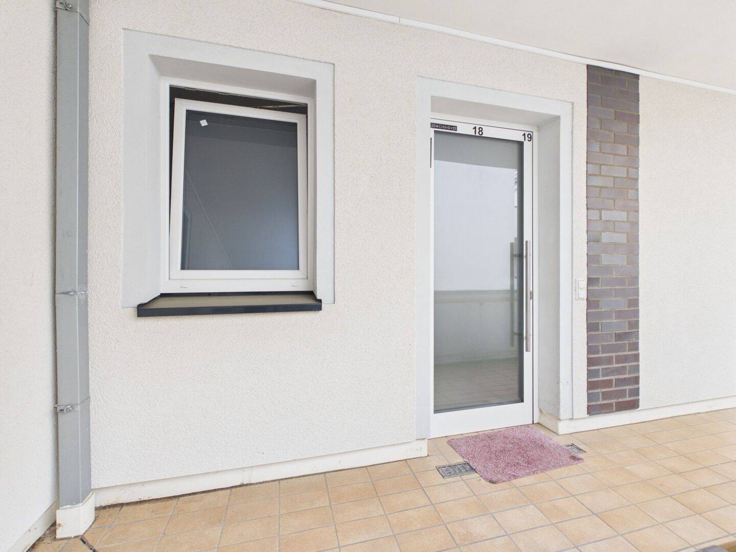 Komfortabel wohnen im Atriumhaus – barrierefreie Seniorenwohnung mit Aufzug und Balkon, 59439 Holzwickede