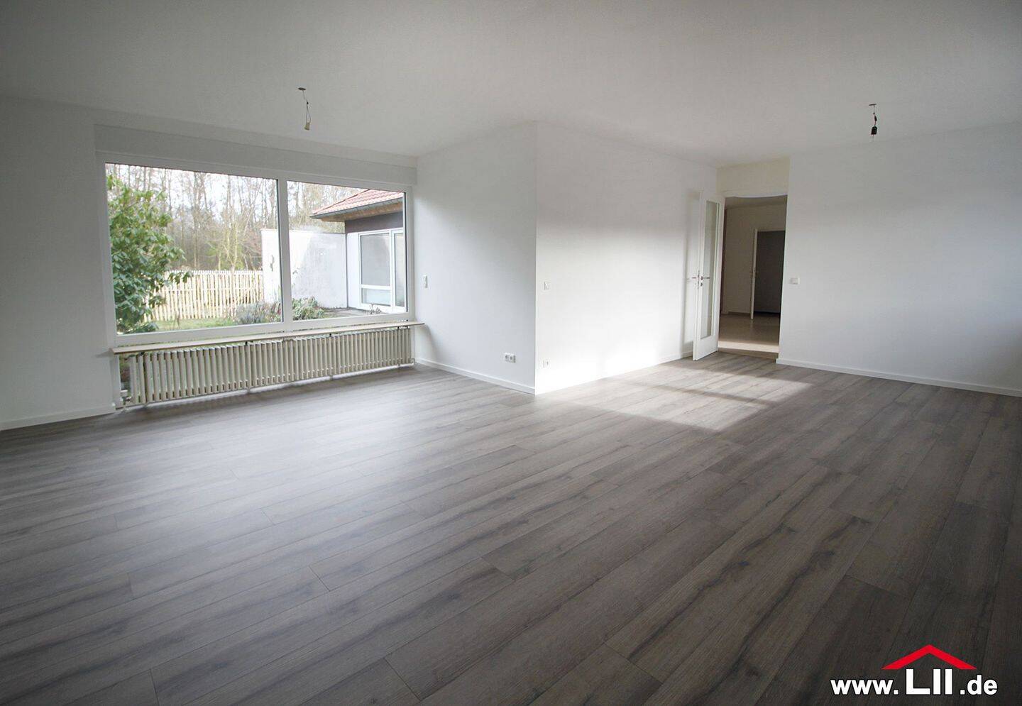4-Zimmer-Bungalow in Schwalbach, 65824 Schwalbach am Taunus