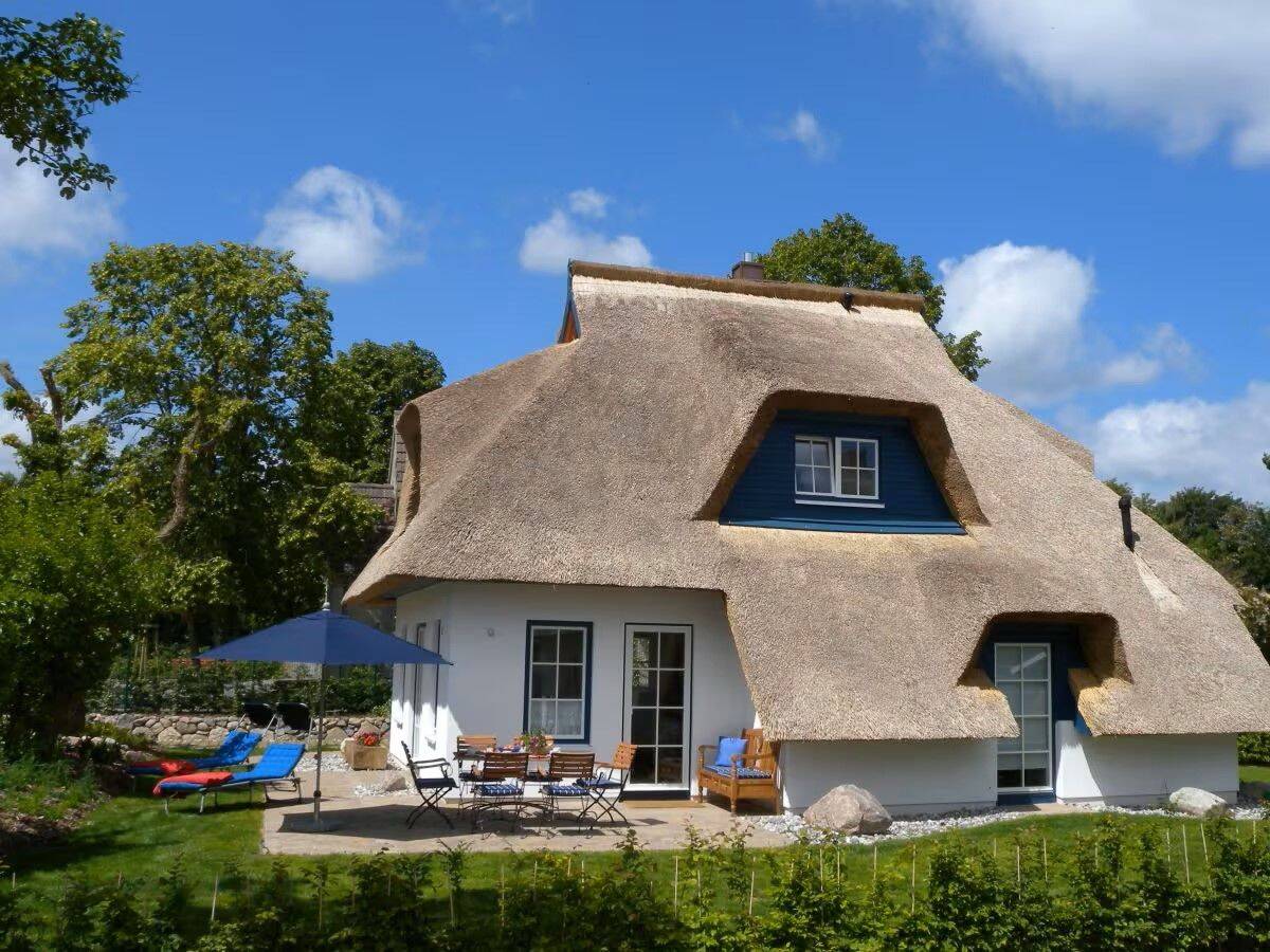 Reetgedecktes Einfamilienhaus ruhige Waldrandlage zwischen Meer und Achterwasser Provisionsfrei mit Innenausstattung, 590.000 Euro VB, 17459 Zempin