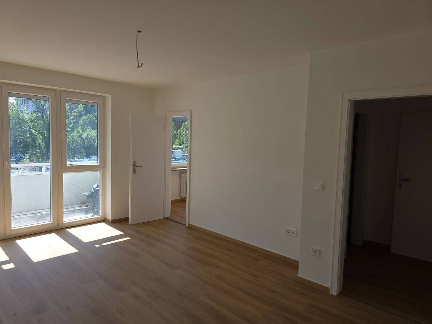 Komplett sanierte schöne 1-Zimmer-Wohnung *provisionsfrei*, 81549 München (Obergiesing Ramersdorf-Perlach Untergiesing-Harlaching)